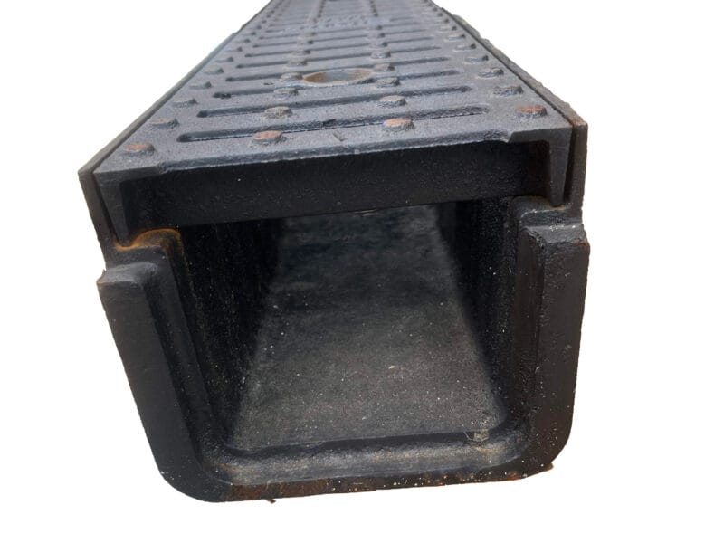 Caniveau en fonte D400